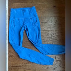 Lululemon light blue fast and free leggings- 25” size 2